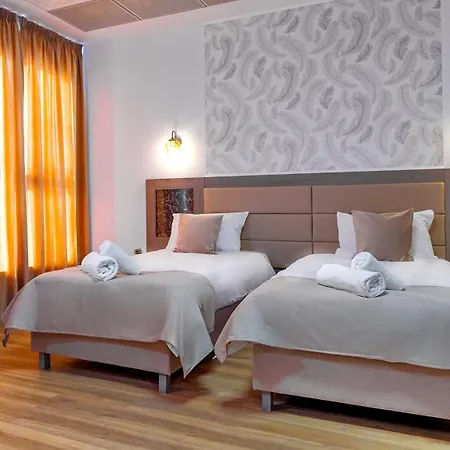 Sir Fundeni Hotel-2